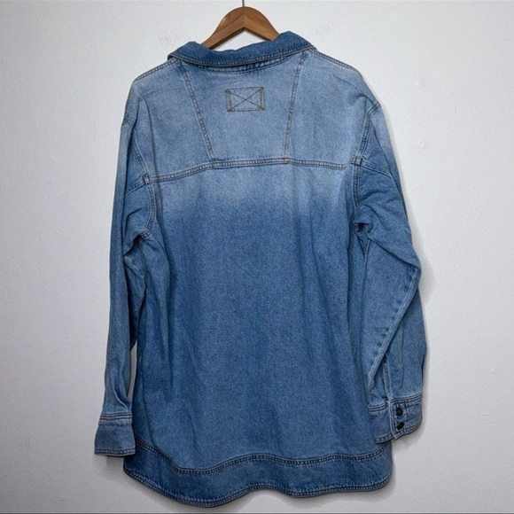 We The Free Leah Denim
Pullover Womens NWOT Free People Light Wash Denim Jacket - Picture 12 of 14
